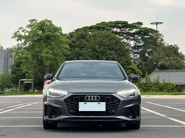 Audi A4L — Фото автомобиля 2