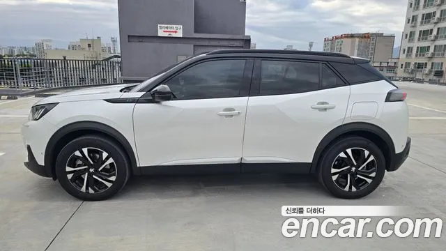 Peugeot 2008 Generation 2 — Фото автомобиля 8