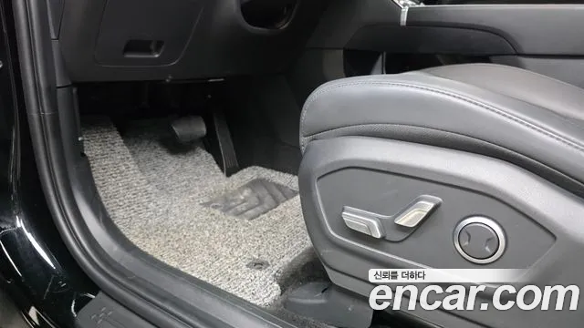 Hyundai Santa Fe MX5 — Фото автомобиля 17