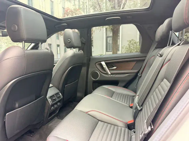 Land Rover Discovery Sport — Фото автомобиля 6