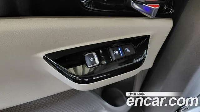 Kia Canival Carnival 4 поколение Бензин 7 мест Hi-Limousine — Фото автомобиля 27