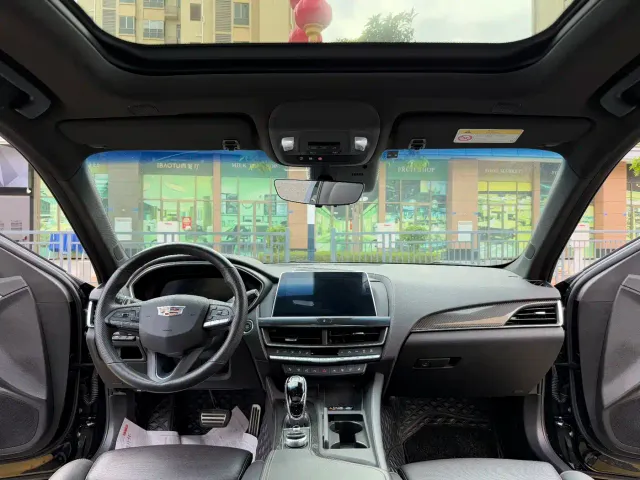 Cadillac CT5 — Фото автомобиля 28