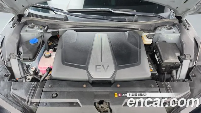 Kia EV6 — Фото автомобиля 6