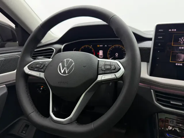 Volkswagen Tayron — Фото автомобиля 14