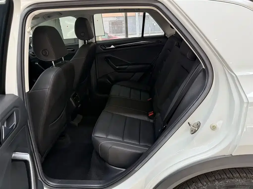 Volkswagen Volkswagen T-ROC 2022 280TSI DSG 2WD Comfort PLUS — Фото автомобиля 18