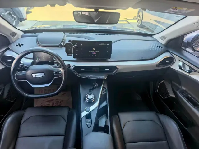 Geely Geometry A — Фото автомобиля 5