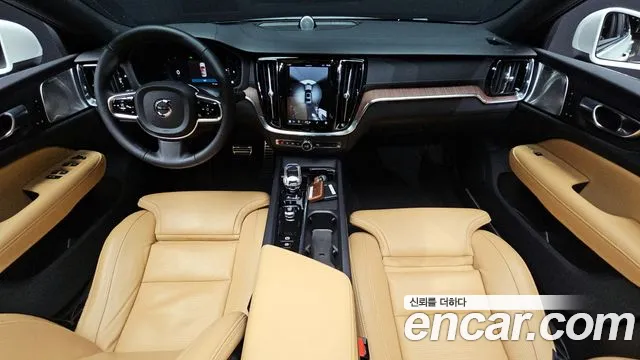 Вольво S60 S60 третьего поколения B5 Ultimate Bright — Фото автомобиля 7