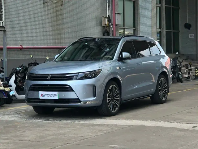 Фотография автомобиля — Aito M7