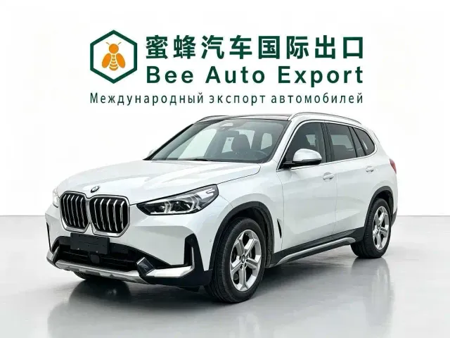 Фотография автомобиля — BMW X1