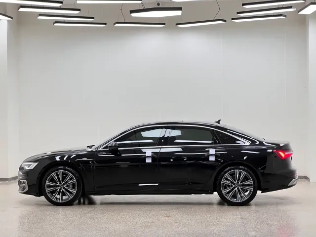 Audi A6L — Фото автомобиля 10