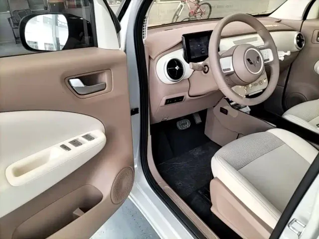 Wuling Hongguang Mini EV — Фото автомобиля 15