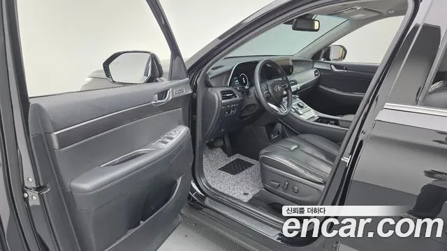Hyundai Palisade Palisade Дизель 2.2 2WD — Фото автомобиля 10