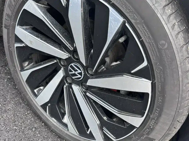 Volkswagen Passat — Фото автомобиля 12