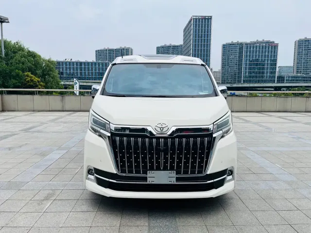 Toyota HIACE — Фото автомобиля 2