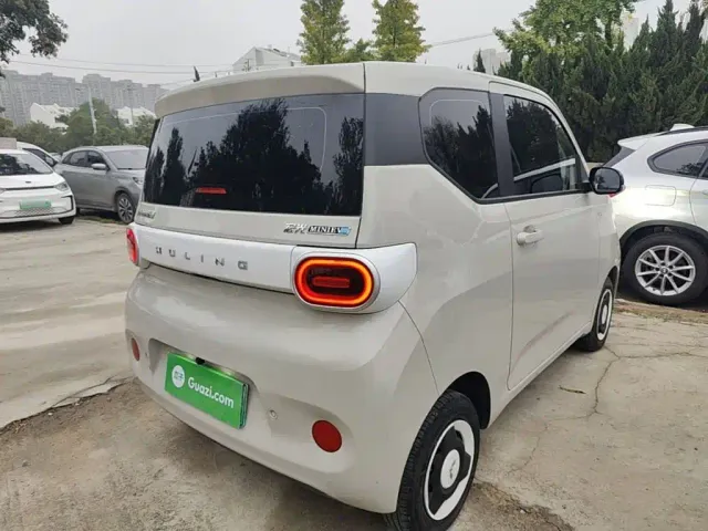 Wuling Hongguang Mini EV — Фото автомобиля 6
