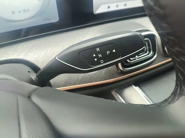 Chery Tiggo 9 — Фото автомобиля 9