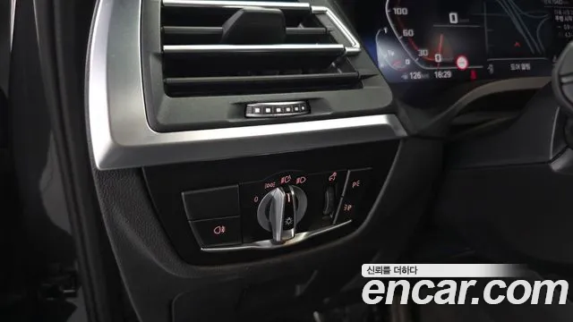 BMW X4 G02 — Фото автомобиля 27