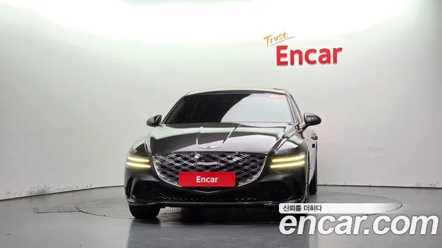 Genesis G80 RG3 — Фото автомобиля 3