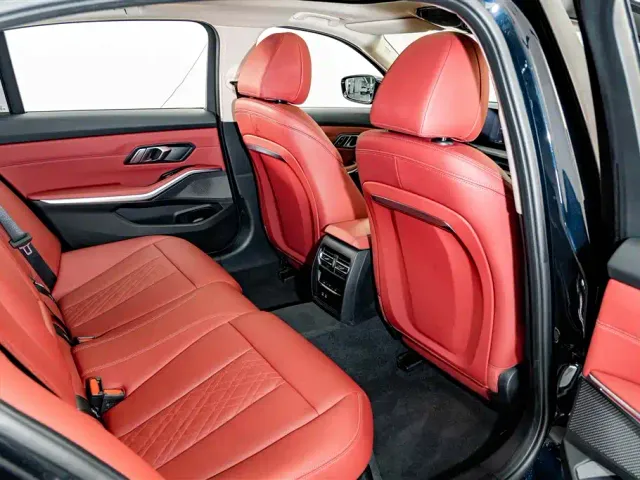 BMW 3 Series — Фото автомобиля 21