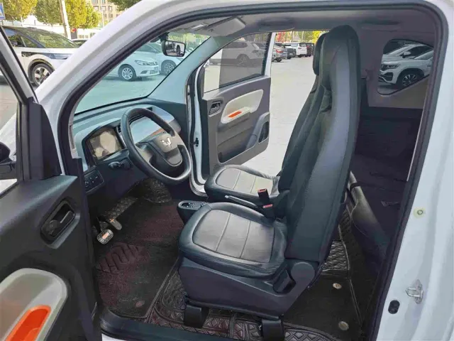 Wuling Hongguang Mini EV — Фото автомобиля 6