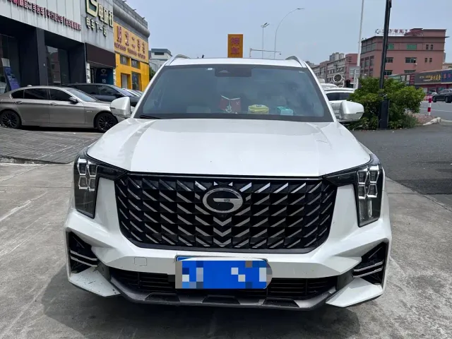 GAC Trumpchi GS8 — Фото автомобиля 2