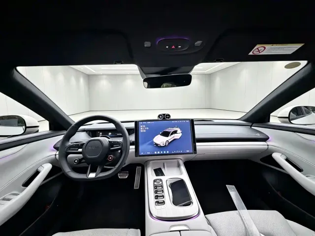 Xiaomi SU7 — Фото автомобиля 5