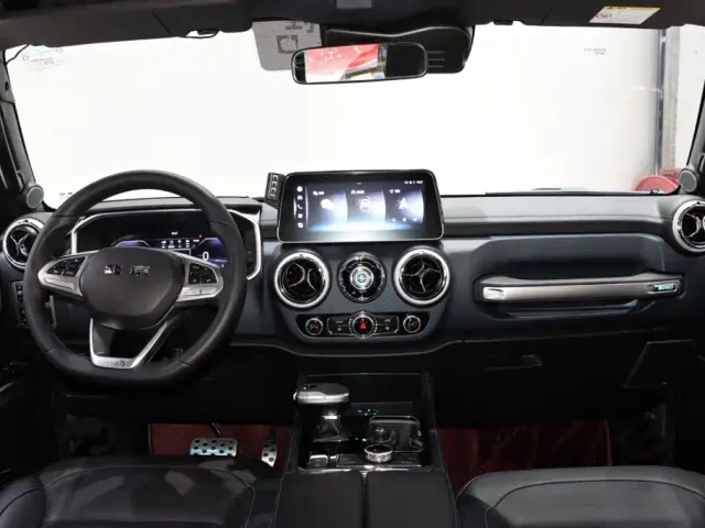 BAIC BJ40 — Фото автомобиля 12