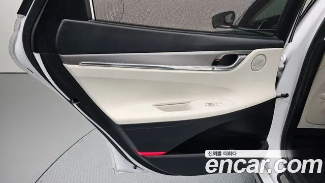 Hyundai Grandeur — Фото автомобиля 23