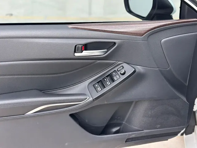 Toyota Avalon — Фото автомобиля 5