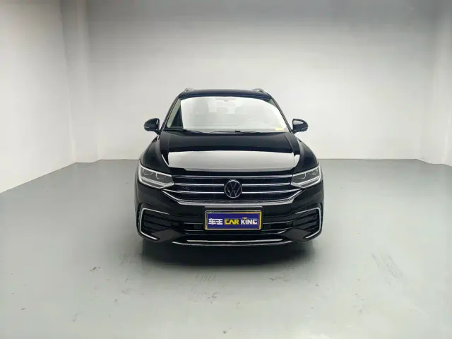 Volkswagen Tiguan L — Фото автомобиля 3