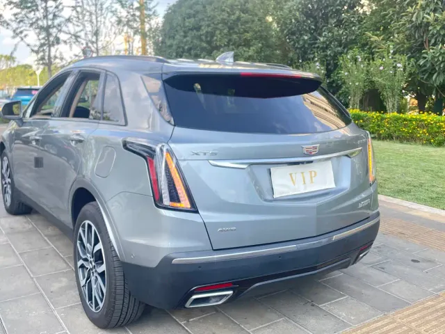 Cadillac XT5 — Фото автомобиля 10