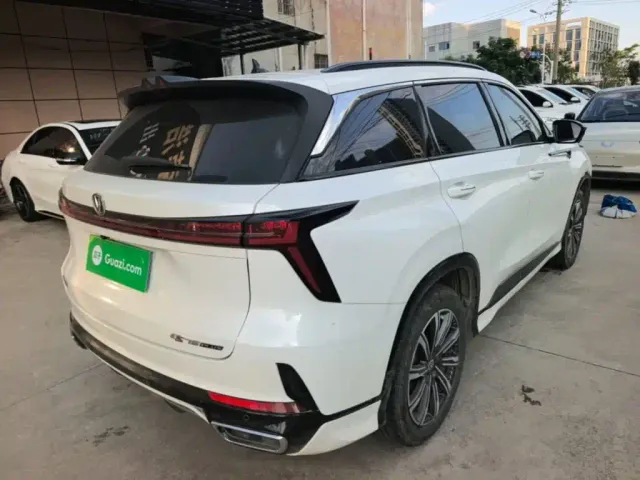 Changan CS75 Plus — Фото автомобиля 6