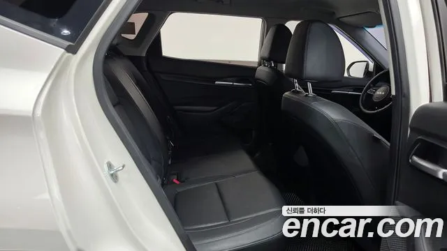 Kia Seltos Бензин 1.6 турбо 2WD — Фото автомобиля 10
