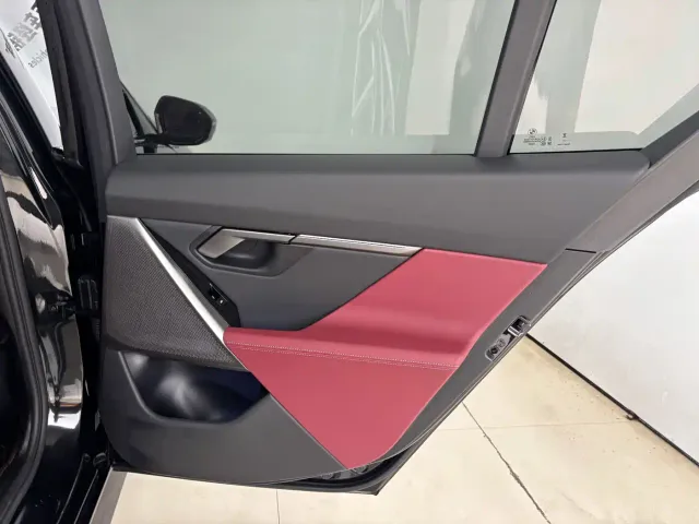 BMW 5 Series — Фото автомобиля 22