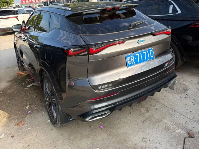 Changan Z6 — Фото автомобиля 10