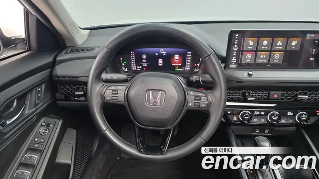 Honda Accord Generation 11 — Фото автомобиля 13