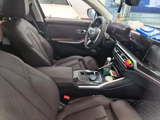 BMW 3 Series — Фото автомобиля 14