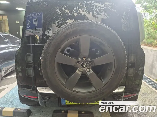 Land Rover Defender L663 — Фото автомобиля 3