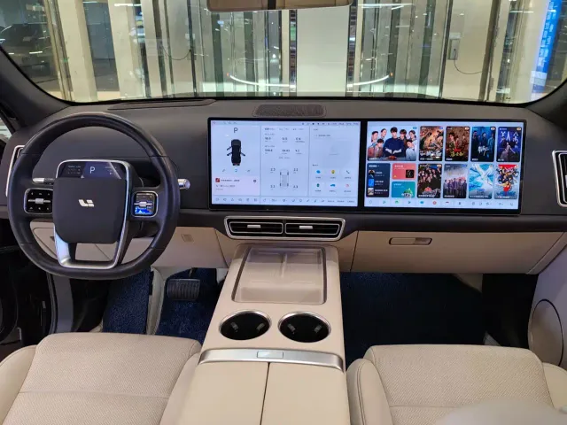 Li Auto L7 — Фото автомобиля 23
