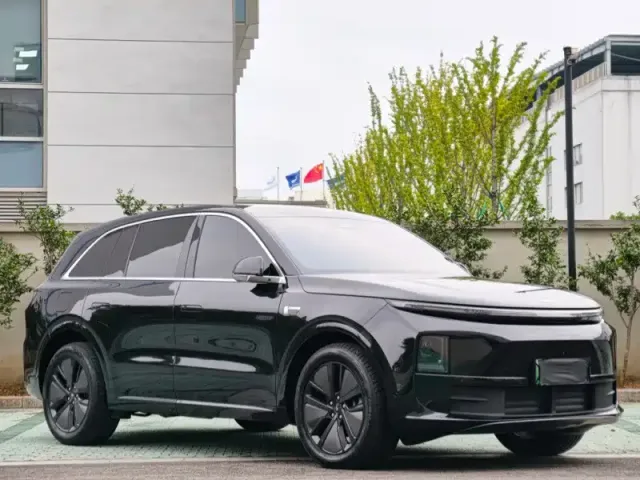 Li Auto L6 — Фото автомобиля 3