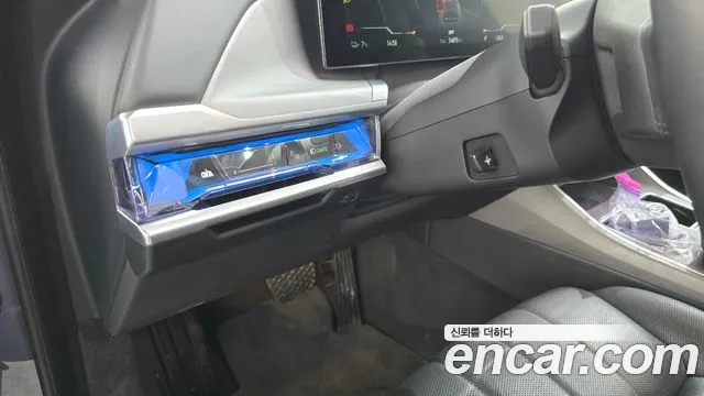 BMW i7 — Фото автомобиля 18