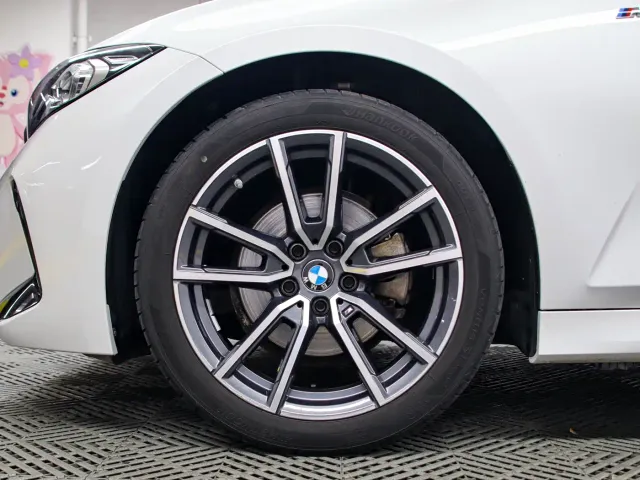 BMW 3 Series — Фото автомобиля 18