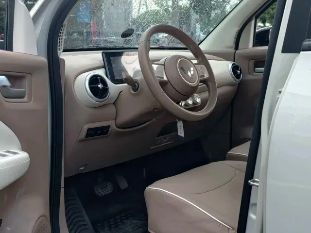 Wuling Hongguang Mini EV — Фото автомобиля 15