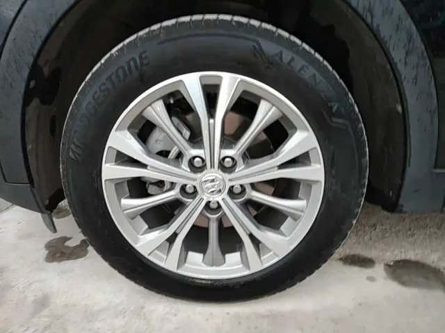 Buick Envision Plus — Фото автомобиля 22