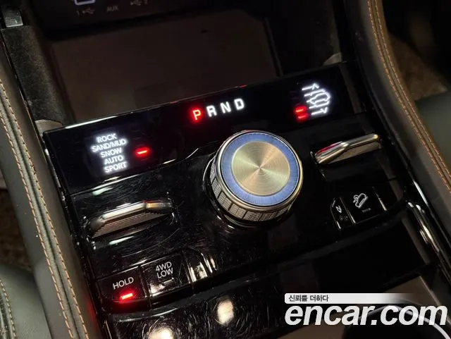 Jeep Cherokee WL — Фото автомобиля 12