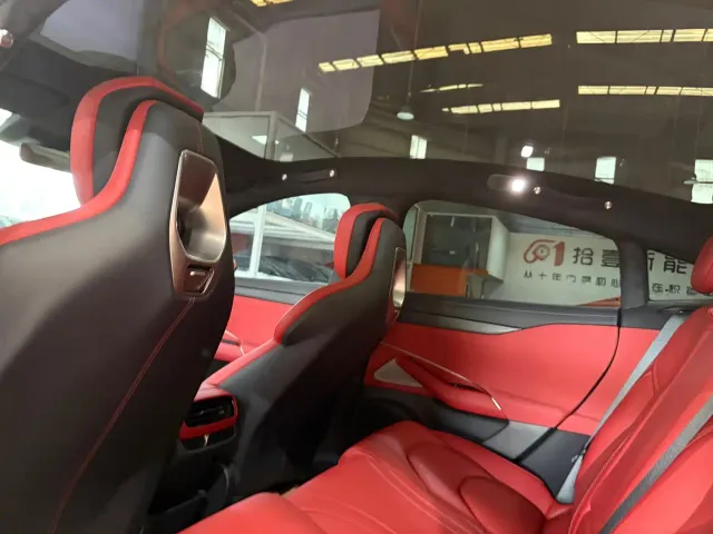 Xiaomi Auto Xiaomi SU7 2024 AWD Extended Range Advanced Smart Driving Max Edition — Фото автомобиля 5