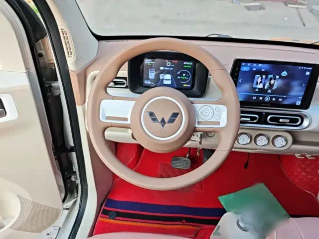 Wuling Hongguang Mini EV — Фото автомобиля 10
