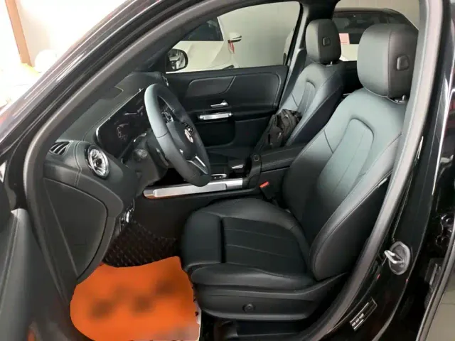 Mercedes-Benz GLB-Class — Фото автомобиля 14