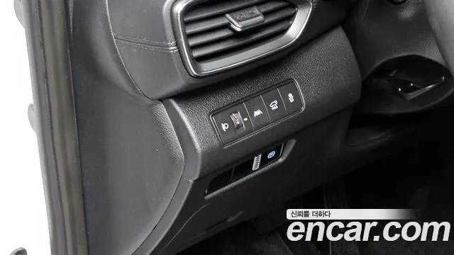 Hyundai Santafe — Фото автомобиля 14