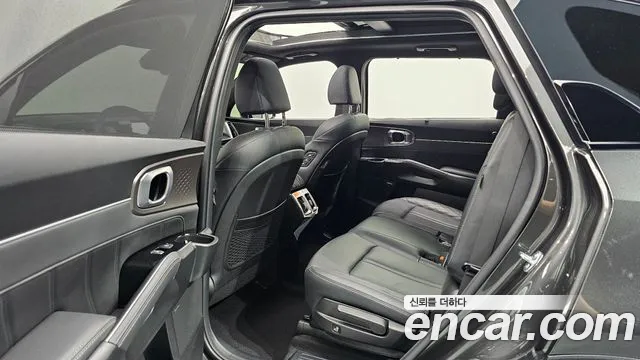 Kia Sorento Новый Sorento 4 поколение Дизель 2.2 4WD — Фото автомобиля 10
